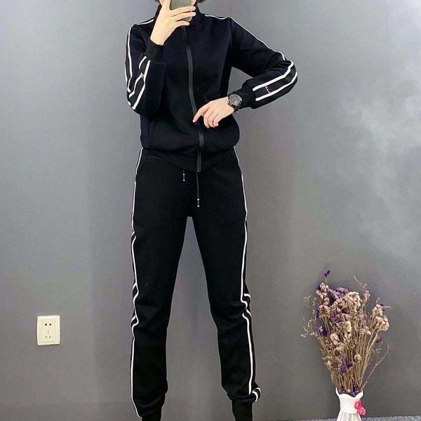 designer women tracksuits woven brand cotton fashion high end atmosphere personality foreign trade sports suit women's wear logo brand, Gray
designer women tracksuits woven brand cotton fashion high end atmosphere personality foreign trade sports suit women's wear logo brand, Gray