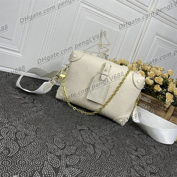 classic mini soft leather case satche classic women's suitcase chain handbag handbag evening bag leathers handbag fashion box brick mes
classic mini soft leather case satche classic women's suitcase chain handbag handbag evening bag leathers handbag fashion box brick mes