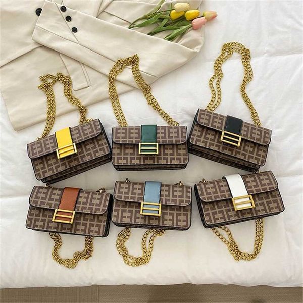 temperament women's new 2023 fashion printing letter small square versatile chain crossbody shoulder bag 75% off online sales, Black;red
temperament women's new 2023 fashion printing letter small square versatile chain crossbody shoulder bag 75% off online sales, Black;red
