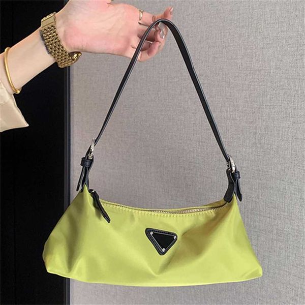 women's new casual single shoulder underarm solid color simple oxford cloth crescent net red messenger bag handbag 55% off clearance sa, Black;red
women's new casual single shoulder underarm solid color simple oxford cloth crescent net red messenger bag handbag 55% off clearance sa, Black;red
