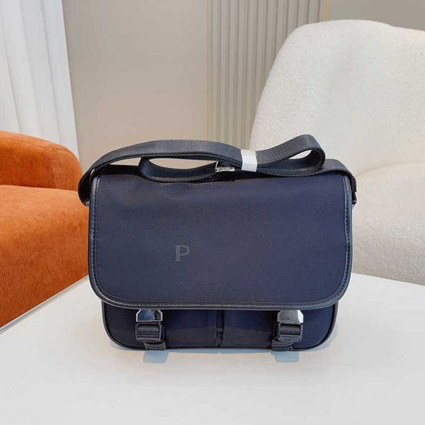 shoulder bags messenger bags luxuries designers women bag luxurys handbags nylon shopping crossbody purse design handbag fashion bag 221209
shoulder bags messenger bags luxuries designers women bag luxurys handbags nylon shopping crossbody purse design handbag fashion bag 221209