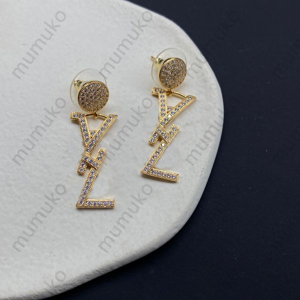 fashion earrings shiny diamond letters pendant designer jewelry luxury gold love earring 925 silver brand y stud for women gift with box new, Golden
fashion earrings shiny diamond letters pendant designer jewelry luxury gold love earring 925 silver brand y stud for women gift with box new, Golden