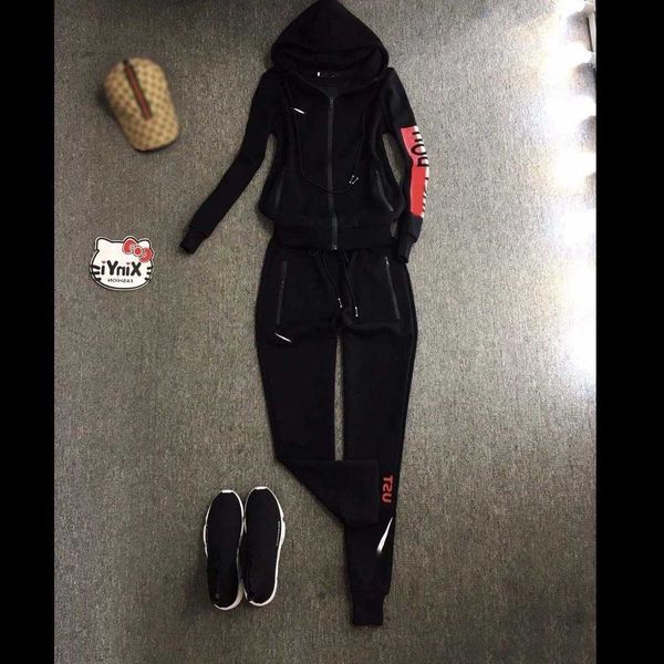 designer women tracksuits korean fashion casual hooded zipper coat slim big brand foreign trade sports suit fashion women's wear logo b, Gray
designer women tracksuits korean fashion casual hooded zipper coat slim big brand foreign trade sports suit fashion women's wear logo b, Gray