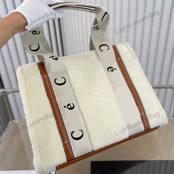 tote bag luxury mirror quality designer shoulder crossboby wallet fashion plush handbags high capacity women classic female purses 230107
tote bag luxury mirror quality designer shoulder crossboby wallet fashion plush handbags high capacity women classic female purses 230107