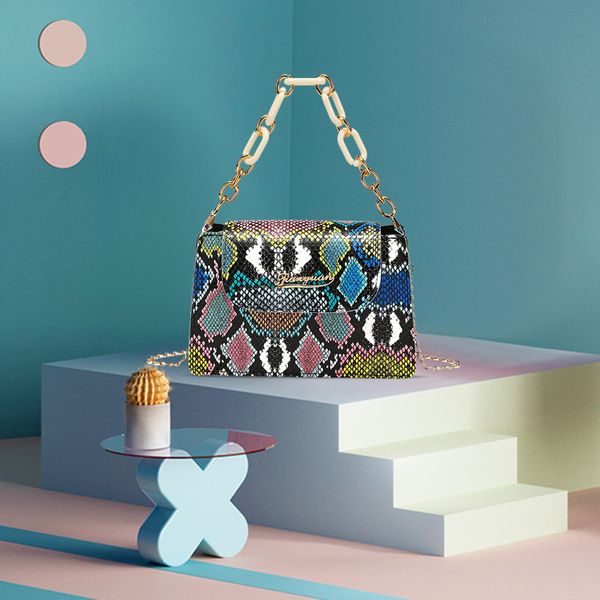 evening bags retro women snake pattern printing handbags woman soft pu leather shoulder female elegant casual chain purse crossbody 230106
evening bags retro women snake pattern printing handbags woman soft pu leather shoulder female elegant casual chain purse crossbody 230106