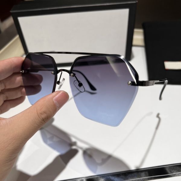 luxury designer sunglasses men sunglasses for women style anti-ultraviolet retro shield lens plate square one-piece full matte frame fashion, White;black
luxury designer sunglasses men sunglasses for women style anti-ultraviolet retro shield lens plate square one-piece full matte frame fashion, White;black