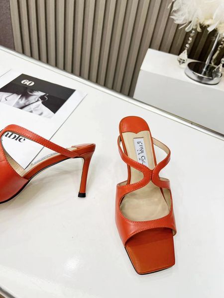 fashionable square head high heel sandals summer new open toe hollowed out cowhide upper sheepskin lining european and american style leathe, Black
fashionable square head high heel sandals summer new open toe hollowed out cowhide upper sheepskin lining european and american style leathe, Black