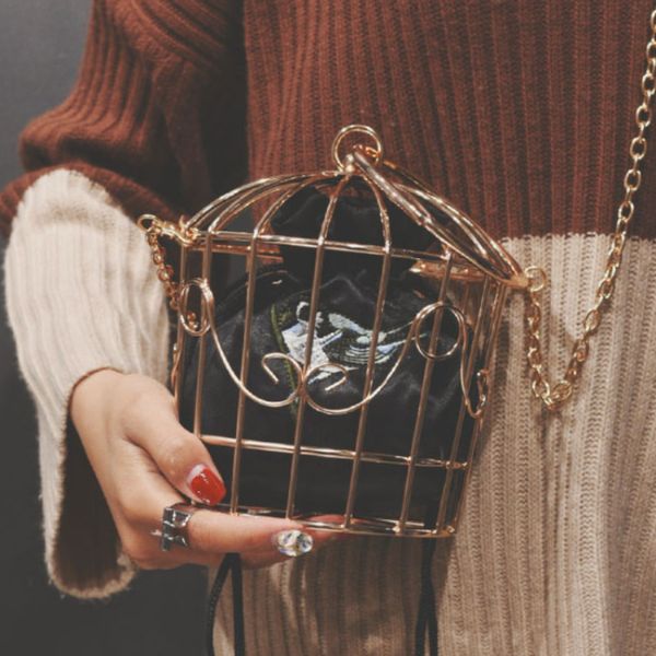 evening bag birdcage clutch metal frame embroidery bucket bird cage mini purse gold tassel handbag 230106
evening bag birdcage clutch metal frame embroidery bucket bird cage mini purse gold tassel handbag 230106