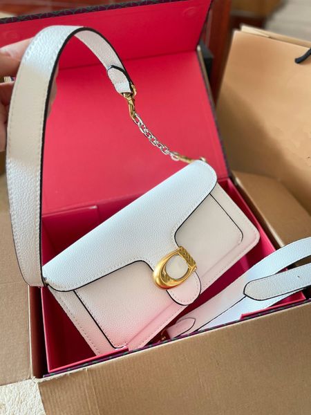 designer tabby dionysian shoulder bag 23ss bacchus crossbody women bags tote brass c-shaped buckle hardware handbag baguette fashion purse h
designer tabby dionysian shoulder bag 23ss bacchus crossbody women bags tote brass c-shaped buckle hardware handbag baguette fashion purse h
