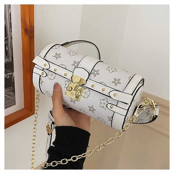 luggage is still popular all the time shopping happily one cross body color contrast single shoulder small square bag cover 50% off clearanc
luggage is still popular all the time shopping happily one cross body color contrast single shoulder small square bag cover 50% off clearanc