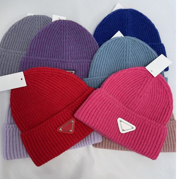 2023 luxury knitted hat brand designer beanie cap mens womens fit hat wool letter inverted tria leisure skull hats outdoor fashion quality, Blue;gray 
2023 luxury knitted hat brand designer beanie cap mens womens fit hat wool letter inverted tria leisure skull hats outdoor fashion quality, Blue;gray