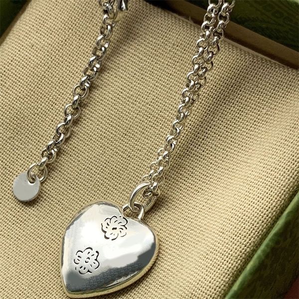 designer jewelry couple pendant necklace carved letter heart necklace valentines day silver color stainless steel necklaces chain fashion ne
designer jewelry couple pendant necklace carved letter heart necklace valentines day silver color stainless steel necklaces chain fashion ne