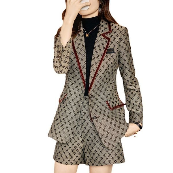 women s two piece pants fashion suits long sleeved temperament slim ladies spring autumn retro embroidered khaki plaidjacket shorts sets 230, White
women s two piece pants fashion suits long sleeved temperament slim ladies spring autumn retro embroidered khaki plaidjacket shorts sets 230, White