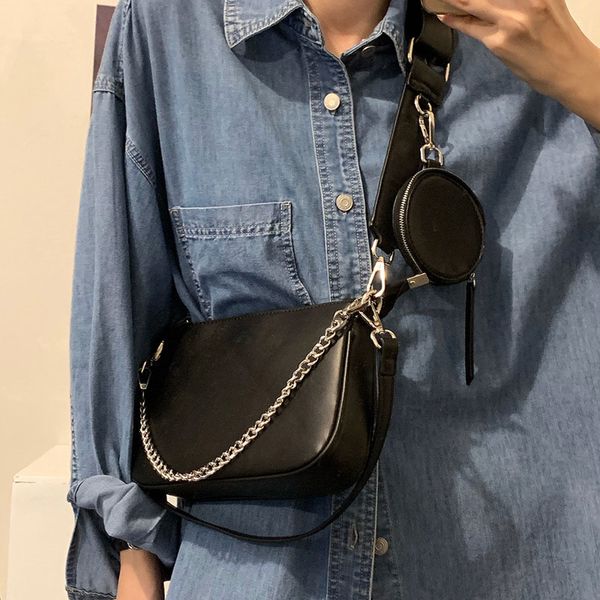 evening bags vintage women bag trendy pu leather black shoulder messenger female casual solid color handbag wide strap crossbody clutch 2301
evening bags vintage women bag trendy pu leather black shoulder messenger female casual solid color handbag wide strap crossbody clutch 2301