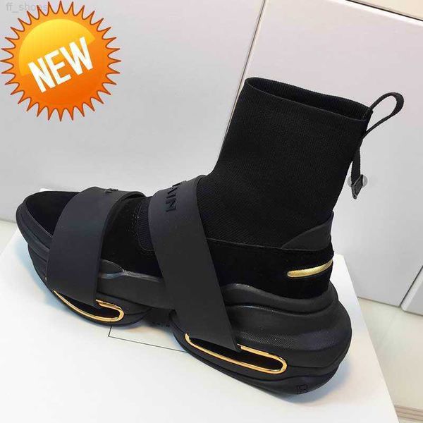 2023 paris winter fashion star fashion casual shoes women men socks shoes pairs non-slip sole 35-45 siez sneakers metal decoration, Black
2023 paris winter fashion star fashion casual shoes women men socks shoes pairs non-slip sole 35-45 siez sneakers metal decoration, Black