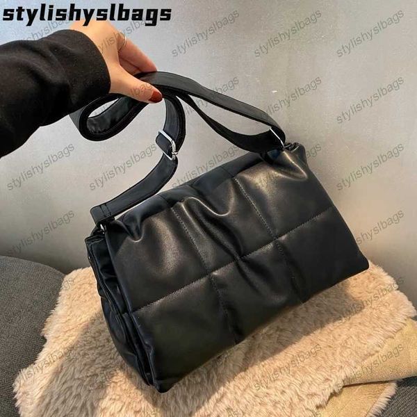 totes totes autumn and winter soft leather retro messenger bag large-capacity fashionable quality pu leather women's designer shoulder
totes totes autumn and winter soft leather retro messenger bag large-capacity fashionable quality pu leather women's designer shoulder
