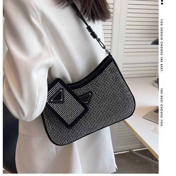 summer new fashion trend versatile korean single shoulder women's leisure solid small square crossbody bag 75% off online sales
summer new fashion trend versatile korean single shoulder women's leisure solid small square crossbody bag 75% off online sales