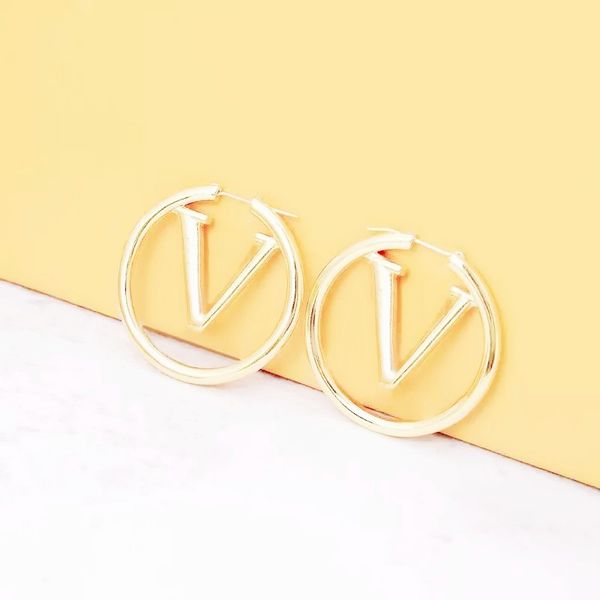 fashion designer women's earrings european and american new earrings charm 18k gold girl festival jewelry gift 316l stainless steel fac, Golden;silver
fashion designer women's earrings european and american new earrings charm 18k gold girl festival jewelry gift 316l stainless steel fac, Golden;silver