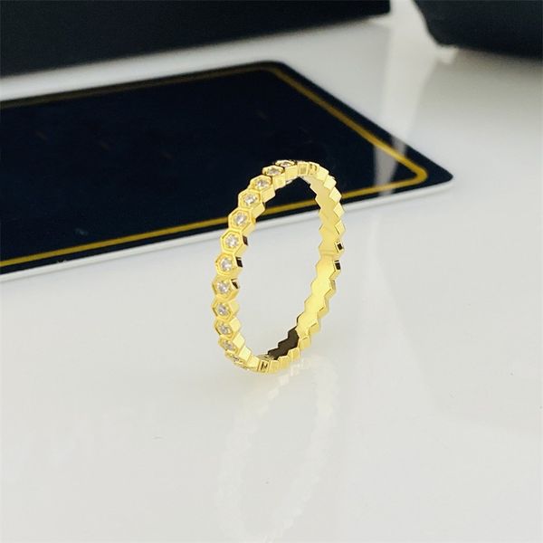 honeycomb ring designer rings for women/men love ring wedding gold band luxury jewelry accessories titanium steel gold-plated never fade not, Silver
honeycomb ring designer rings for women/men love ring wedding gold band luxury jewelry accessories titanium steel gold-plated never fade not, Silver