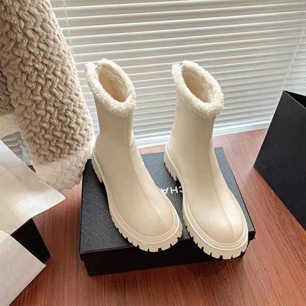 boots women's chunky ankle thick plush warm soft leather shoes fashion winter new botas mujer 221215, Black
boots women's chunky ankle thick plush warm soft leather shoes fashion winter new botas mujer 221215, Black