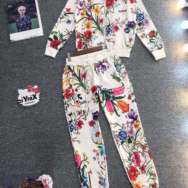 designer women tracksuits spring and autumn new fashion brand high end foreign trade export casual sports suit women's wear logo brand, Gray
designer women tracksuits spring and autumn new fashion brand high end foreign trade export casual sports suit women's wear logo brand, Gray