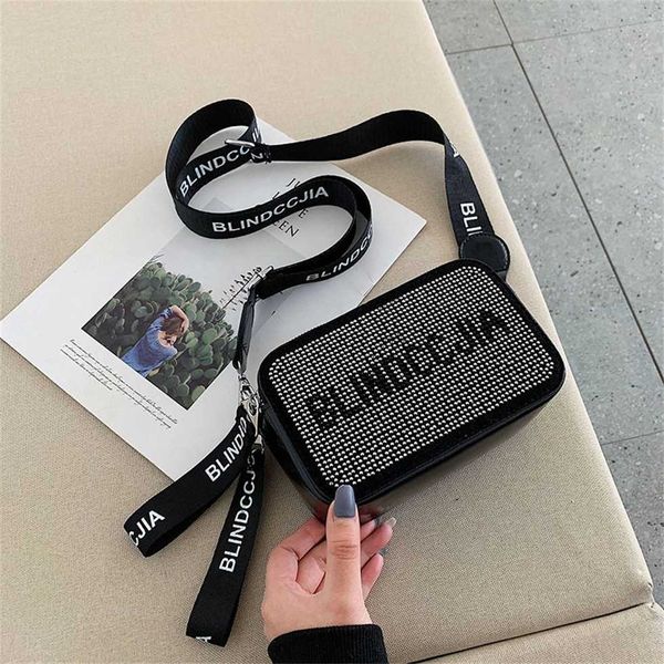 small square bag with fashionable design and inlaid for women's autumn 2023 55% off clearance sale
small square bag with fashionable design and inlaid for women's autumn 2023 55% off clearance sale