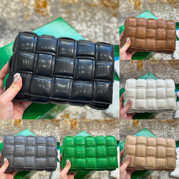 new classic weave pillow pouch shoulder bags 7 colors designer bag luxury handbag triangle waist pack tote bag women leather clutch crossbod
new classic weave pillow pouch shoulder bags 7 colors designer bag luxury handbag triangle waist pack tote bag women leather clutch crossbod