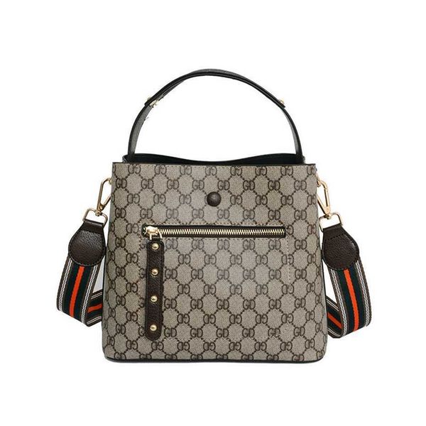 bag 2023 new star same high-grade one shoulder messenger fashion handbag 90% off factory outlet sale, Black;red
bag 2023 new star same high-grade one shoulder messenger fashion handbag 90% off factory outlet sale, Black;red