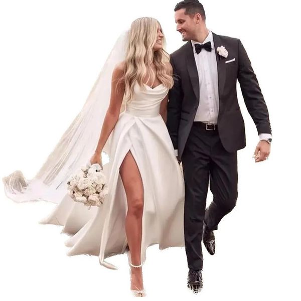 country style 2023 side split a line bridal gowns strapless neck plus size sweep train satin vestido de novia wedding dresses, White
country style 2023 side split a line bridal gowns strapless neck plus size sweep train satin vestido de novia wedding dresses, White