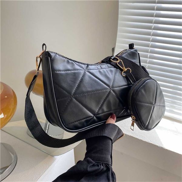 trendy solid color simple embroidered for women 2023 new fashion lingge single shoulder messenger bag texture bag 75% off online sales
trendy solid color simple embroidered for women 2023 new fashion lingge single shoulder messenger bag texture bag 75% off online sales