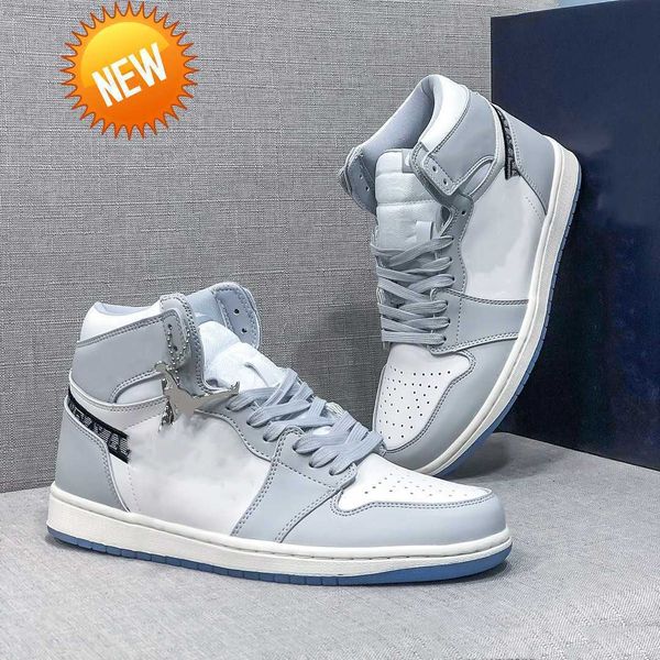 2023 mens high basketball shoes 1s black metallic university blue silver royal toe gold mid smoke grey unc patent dark mochamen women sneake
2023 mens high basketball shoes 1s black metallic university blue silver royal toe gold mid smoke grey unc patent dark mochamen women sneake