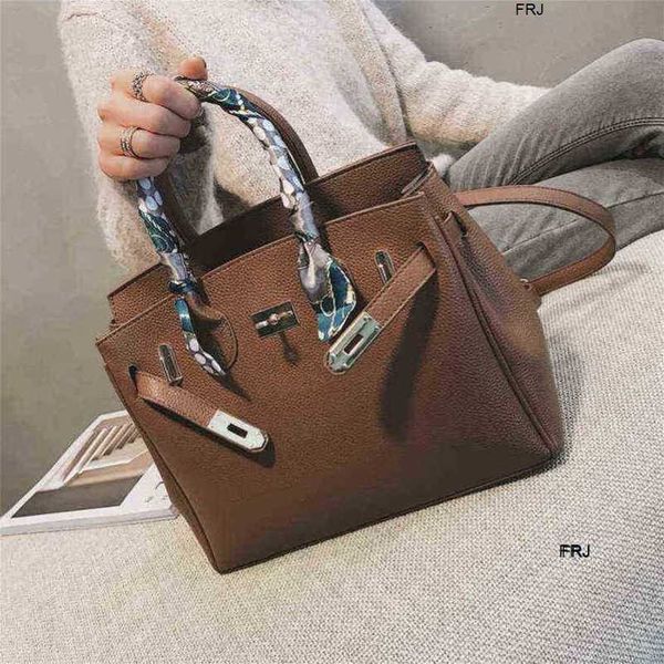designer birkin bags herme handbags large capacity handbag womens spring 2023 new korean version contrast color leisure have logo frj
designer birkin bags herme handbags large capacity handbag womens spring 2023 new korean version contrast color leisure have logo frj