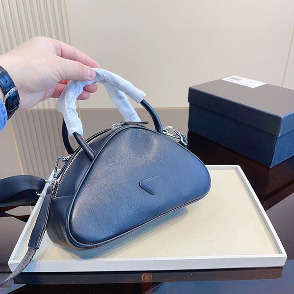 fashion designer simplicity totes bags leather shopping bag lady embossing shoulder bag womens crossbody evening purse casual wallets
fashion designer simplicity totes bags leather shopping bag lady embossing shoulder bag womens crossbody evening purse casual wallets