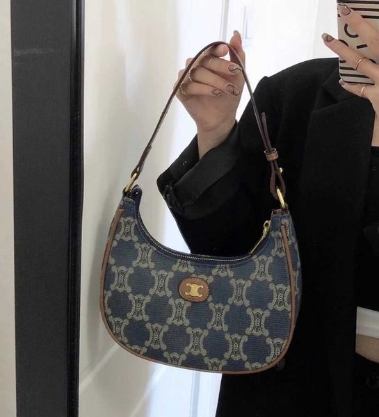 factory handbag online clearance wholesale 2023 new style temperament single shoulder bag armpit portable msenger female crcent
factory handbag online clearance wholesale 2023 new style temperament single shoulder bag armpit portable msenger female crcent