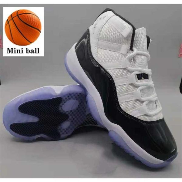 designer shoes wholesale designer shoes skateboard sneakers runnings sport outside classic casual men women jordens 4s cherry11s j1 j4 j11 j, Black;white
designer shoes wholesale designer shoes skateboard sneakers runnings sport outside classic casual men women jordens 4s cherry11s j1 j4 j11 j, Black;white