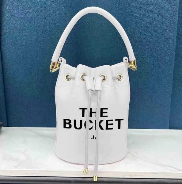 2023 pu fashionable portable messenger bag various colors fashionable street piece
2023 pu fashionable portable messenger bag various colors fashionable street piece