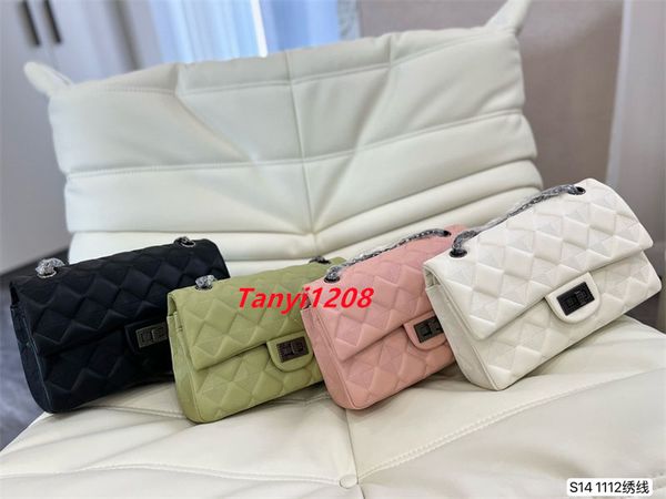 c&f women's shoulder bags designer crossbody bag fashion chain lady clutch purses lambskin leather luxury handbags small diamond lattic
c&f women's shoulder bags designer crossbody bag fashion chain lady clutch purses lambskin leather luxury handbags small diamond lattic