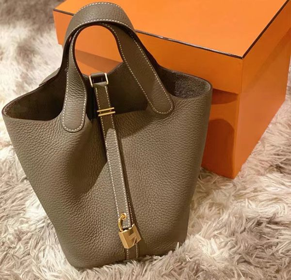 original tote bags for women quality designer picotin lock bag women purse bucket handmade luxury handbags classic fashion shopping retr wit
original tote bags for women quality designer picotin lock bag women purse bucket handmade luxury handbags classic fashion shopping retr wit