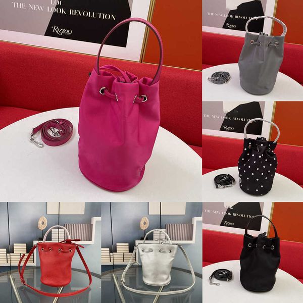 totes bucket bags womens designer leather tote crossbody letter logo 8 styles luxurys handbag purse 221128
totes bucket bags womens designer leather tote crossbody letter logo 8 styles luxurys handbag purse 221128