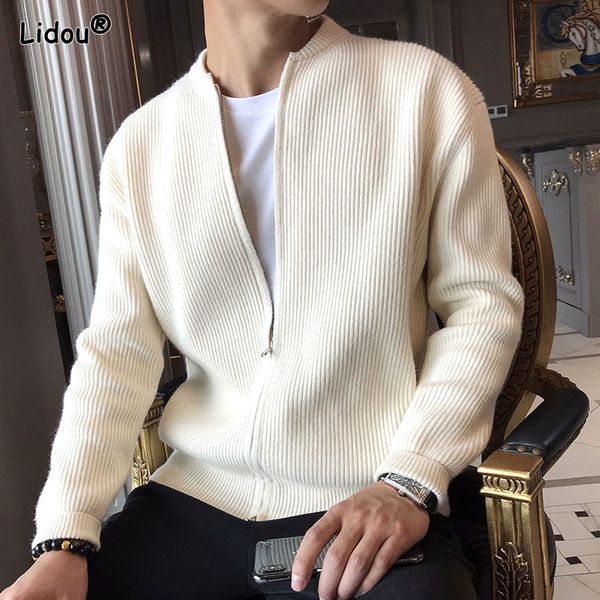 men s down parkas autumn winter black white casual clothing solid color trend all match simple windproof zipper collarless coats man 230107
men s down parkas autumn winter black white casual clothing solid color trend all match simple windproof zipper collarless coats man 230107