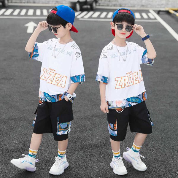 clothing sets cartoon letters patchwork boys clothing sets children's clothes for summer 2022 new fashion o-neck t-shirt 2 pieces suits, White
clothing sets cartoon letters patchwork boys clothing sets children's clothes for summer 2022 new fashion o-neck t-shirt 2 pieces suits, White