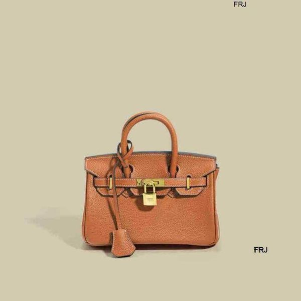 designer birkin bags herme handbags real leather bag light luxury high texture hand 2023 new summer messenger lychee gra have logo frj
designer birkin bags herme handbags real leather bag light luxury high texture hand 2023 new summer messenger lychee gra have logo frj