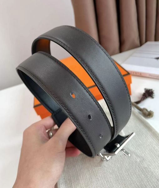 belt for woman designer classic casual fashion belts women's lychee pattern h belt buckle waistbands double-sided leather men's 2., Black;brown
belt for woman designer classic casual fashion belts women's lychee pattern h belt buckle waistbands double-sided leather men's 2., Black;brown