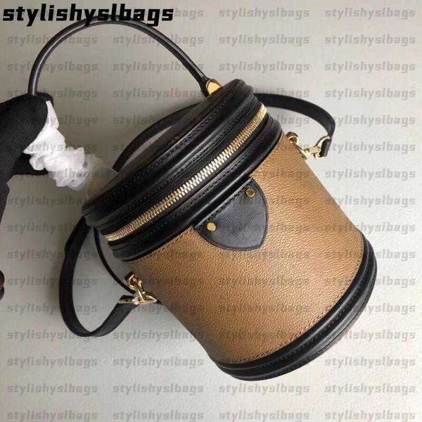 shoulder bags designers luxury women's bags rich barrels real leather classic presbyopic handbags borsess cannes petit noe modeling 010
shoulder bags designers luxury women's bags rich barrels real leather classic presbyopic handbags borsess cannes petit noe modeling 010