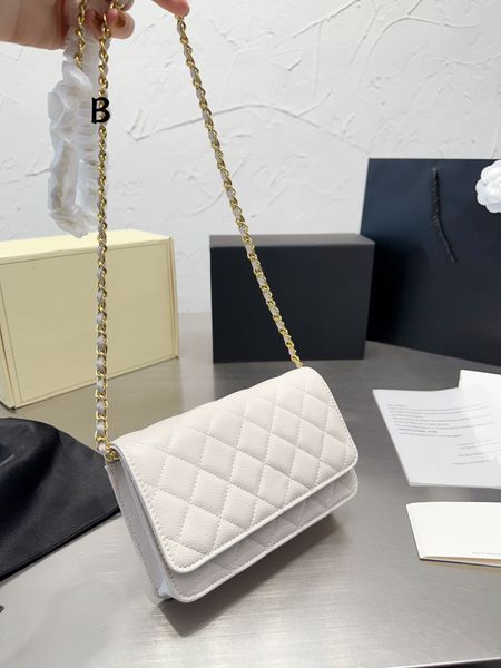 designer custom luxury brand bag 2023 handbags genuine leather shoulder crossbody bag magnetic buckle small square bag 20x12cm
designer custom luxury brand bag 2023 handbags genuine leather shoulder crossbody bag magnetic buckle small square bag 20x12cm