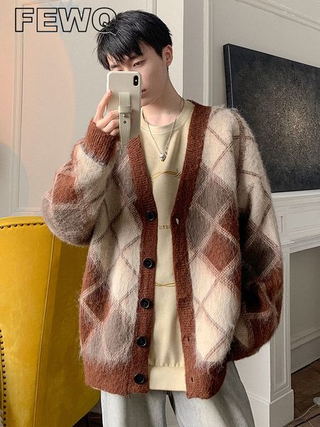 men's sweaters fewq lattice mohair knitted cardigan sweater loose casual patchwork color vneck single button wear out 2023 24a1176 230, White;black
men's sweaters fewq lattice mohair knitted cardigan sweater loose casual patchwork color vneck single button wear out 2023 24a1176 230, White;black