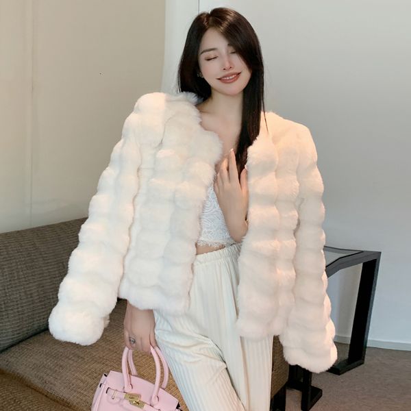 women's fur faux mexzt vintage thick warm coat women winter harajuku korean loose leather jacket fashion natural color oneck 230107, Black
women's fur faux mexzt vintage thick warm coat women winter harajuku korean loose leather jacket fashion natural color oneck 230107, Black