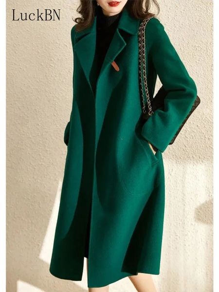 women's wool blends autumn winter grass green en medium long cloak coat hepburn style coats women jackets 230107, Black
women's wool blends autumn winter grass green en medium long cloak coat hepburn style coats women jackets 230107, Black