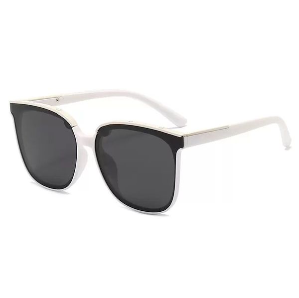new fashion street full frame sunglasses luxury sunglasses fashions men's women's glasses with case, White;black
new fashion street full frame sunglasses luxury sunglasses fashions men's women's glasses with case, White;black