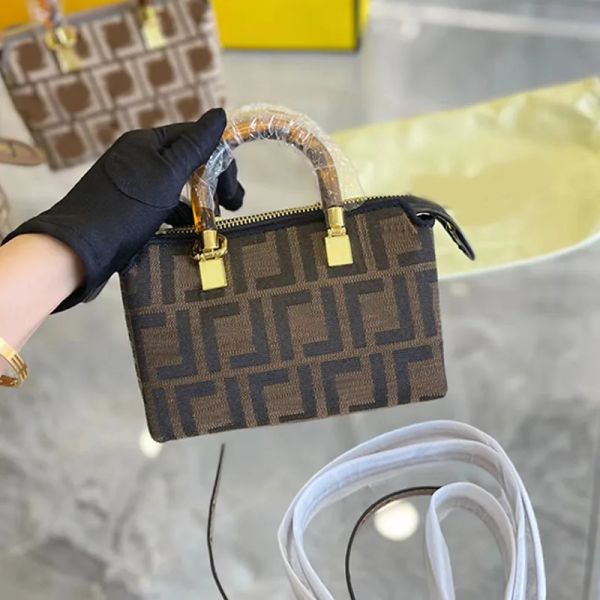designers bags women shoulder bag handbag messenger totes fashion metallic handbags classic crossbody clutch pretty mini cute
designers bags women shoulder bag handbag messenger totes fashion metallic handbags classic crossbody clutch pretty mini cute
